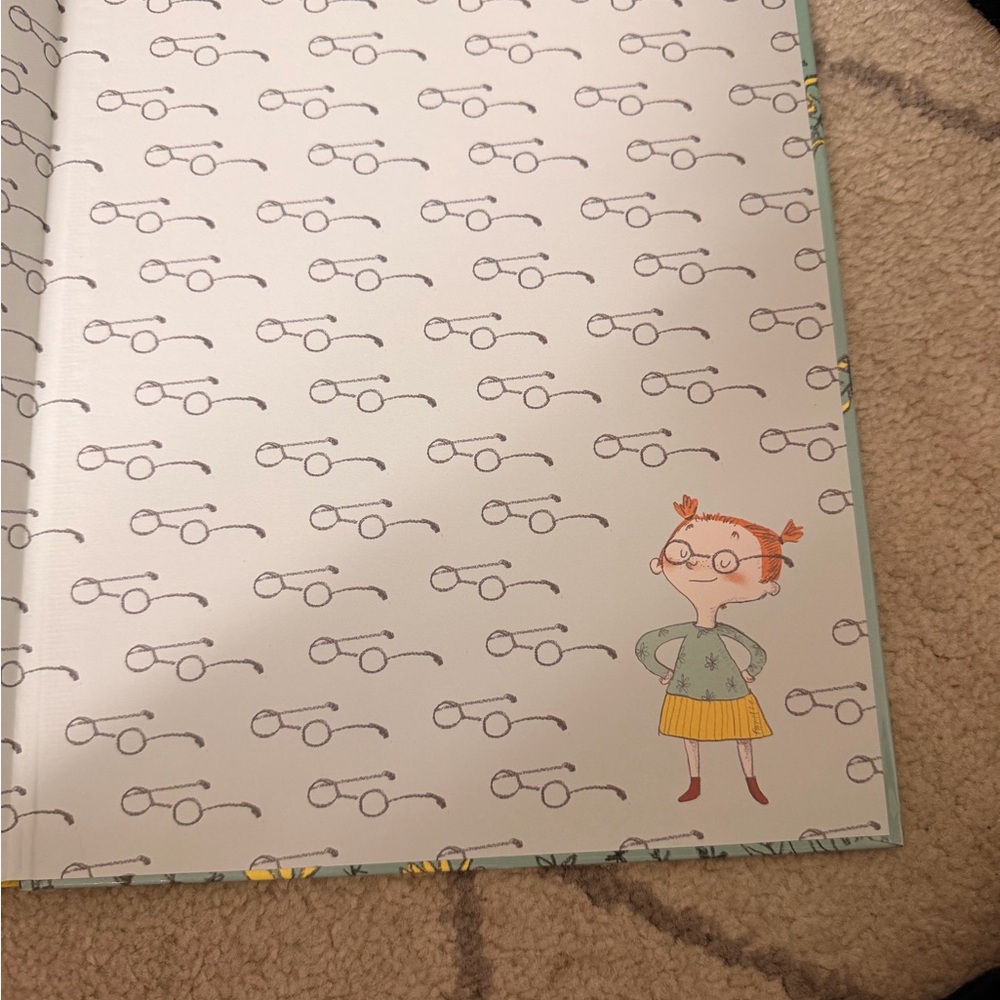 Ava's Spectacular Spectacles Book - Picture 4 of 5
